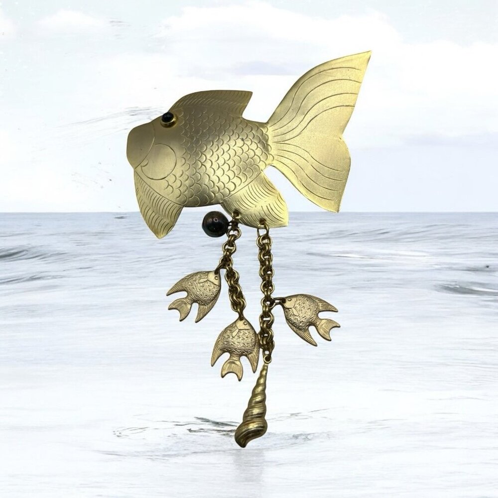 VTG Fish Brooch Pin‎ Large Babies Shell Dangle Charms Gold Tone Etched Black Eye